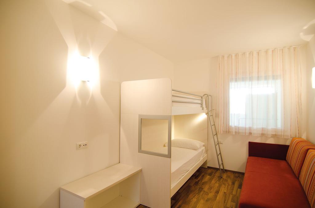 Garni Hotel Peterlinhof Caldaro Pokój zdjęcie