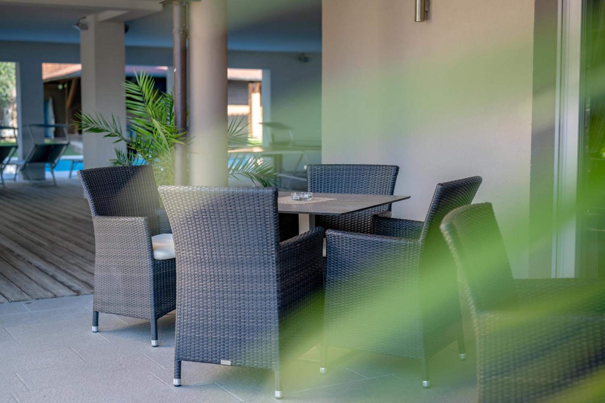 Garni Hotel Peterlinhof Caldaro Zewnętrze zdjęcie