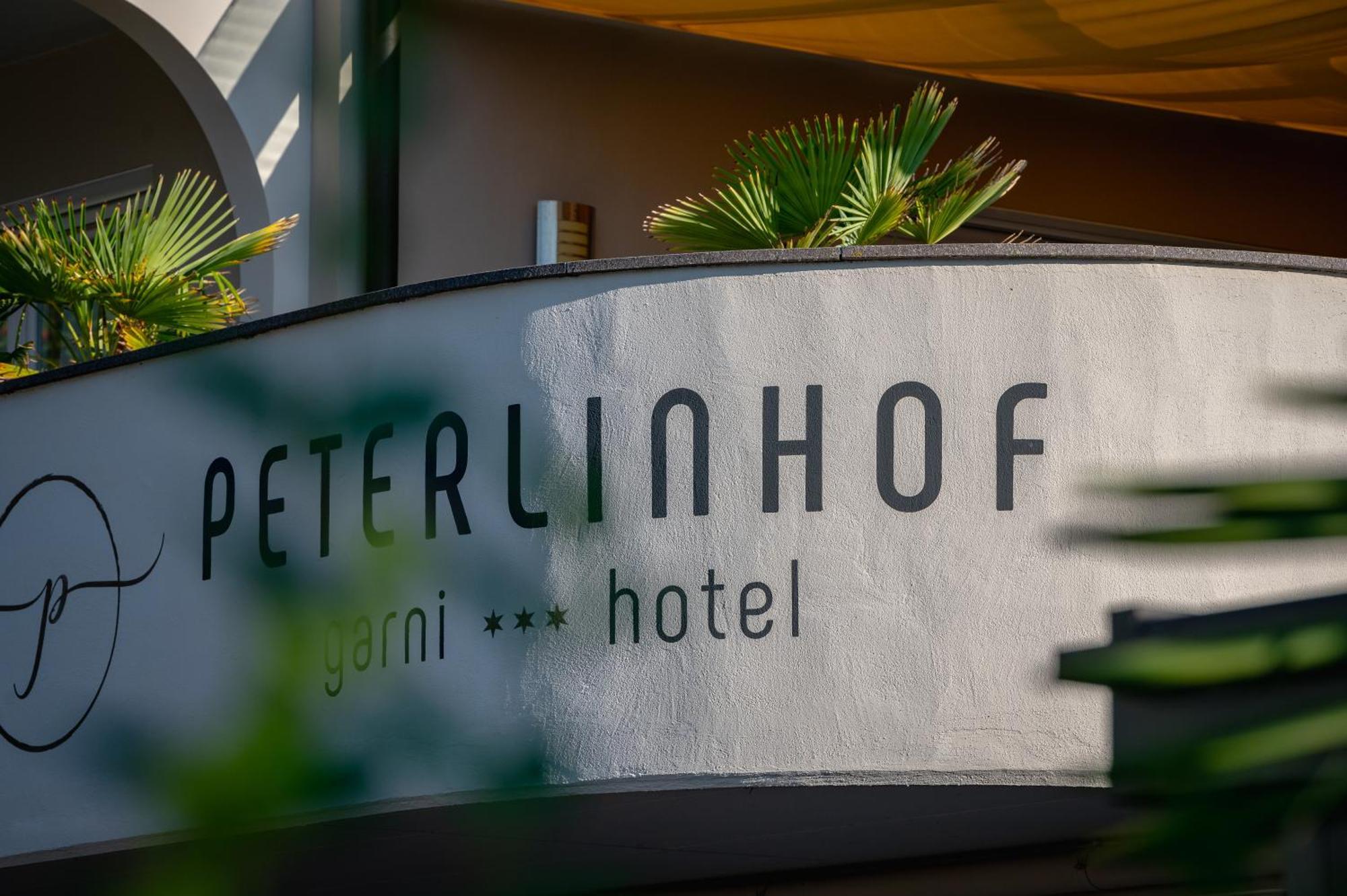 Garni Hotel Peterlinhof Caldaro Zewnętrze zdjęcie