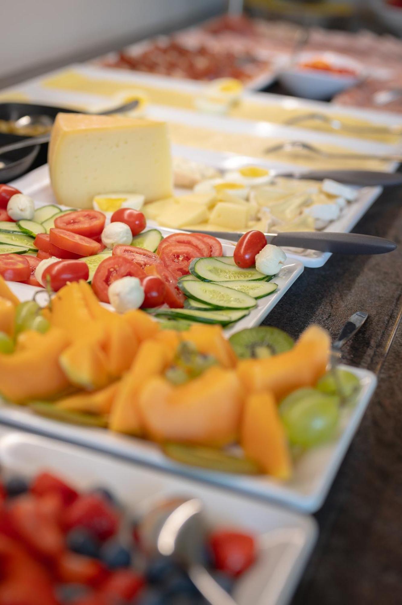 Garni Hotel Peterlinhof Caldaro Zewnętrze zdjęcie